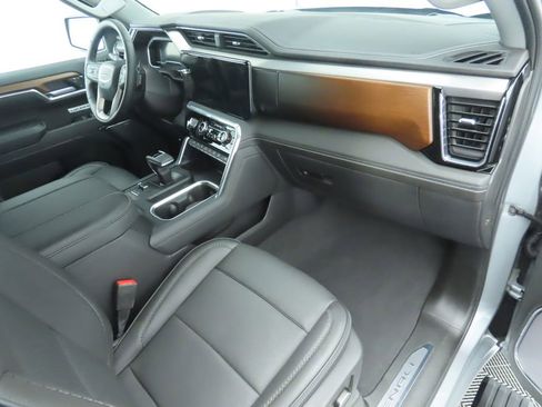 Used 2023 GMC Sierra 1500 Denali w/ Technology Package image 17