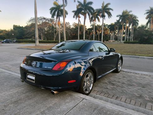Used 2004 Lexus SC 430 Convertible RWD image 35