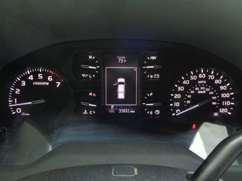 Used 2019 Toyota Tundra SR AWD/4WD image 11