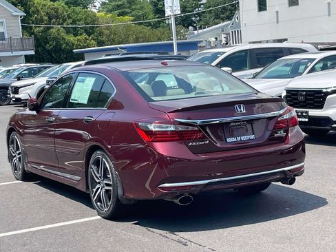 Used 2016 Honda Accord Touring image 6