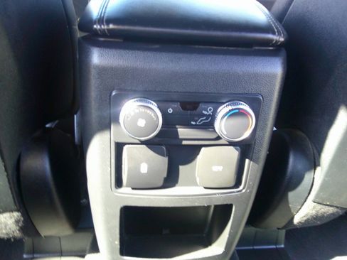 Used 2020 Ford Explorer XLT w/ Equipment Group 202A image 47