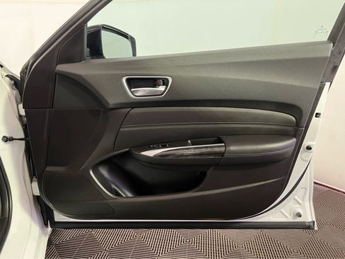 Certified 2019 Acura TLX image 29