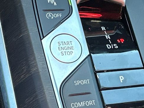 Used 2023 BMW 330i xDrive Sedan w/ Driving Assistance Package image 31