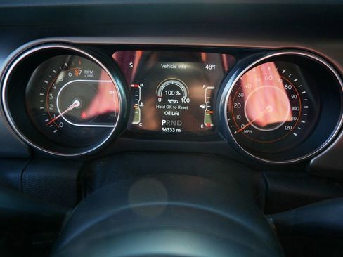 Used 2021 Jeep Gladiator Sport image 21