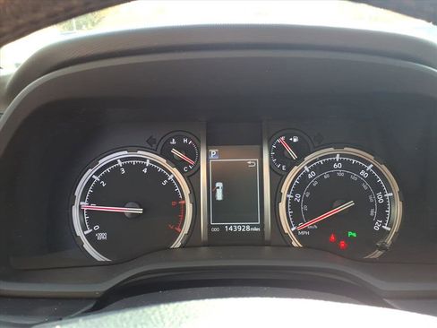 Used 2020 Toyota 4Runner Limited image 17