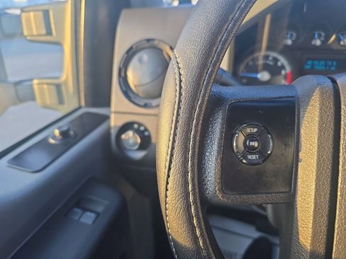 Used 2014 Ford F250 XL w/ Power Equipment Group image 22