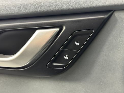 Used 2023 Kia EV6 Wind image 16