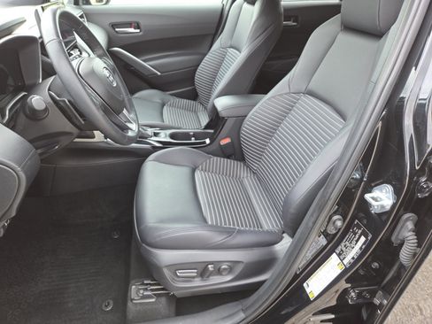 Used 2024 Toyota Corolla Cross AWD Hybrid w/ Convenience Package image 26