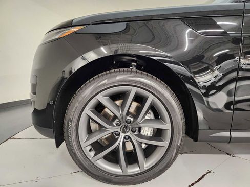 New 2027 Land Rover Range Rover Sport SE AWD/4WD image 11