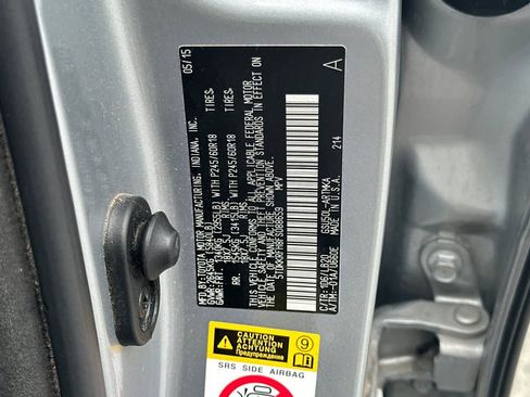 Used 2015 Toyota Highlander XLE FWD image 31