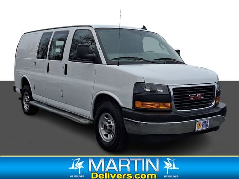 Used 2021 GMC Savana 2500 w/ Driver Convenience Package image 1