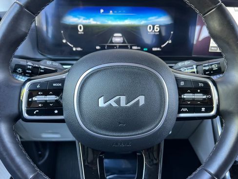 Used 2024 Kia Carnival SX Prestige FWD image 29