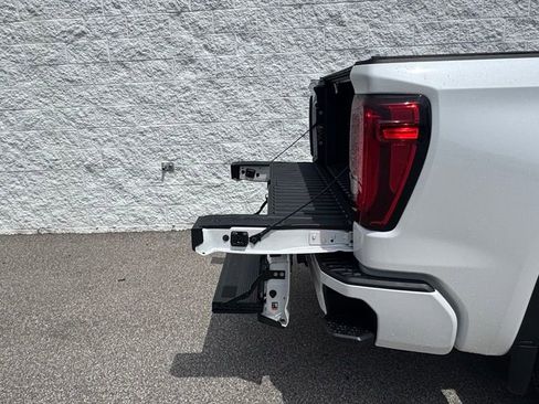 Used 2024 GMC Sierra 1500 Denali Ultimate AWD/4WD image 6