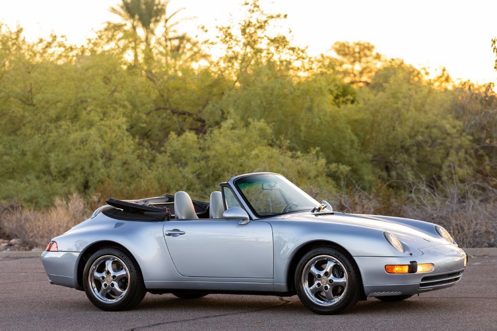Used 1995 Porsche 911 Cabriolet image 23