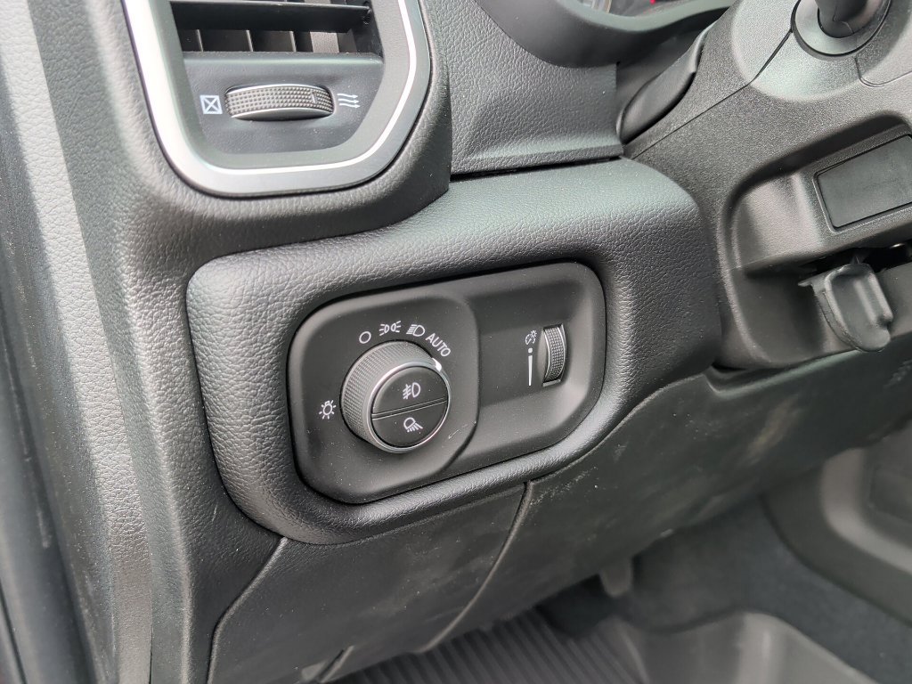 New 2026 RAM 2500 Big Horn AWD/4WD image 21