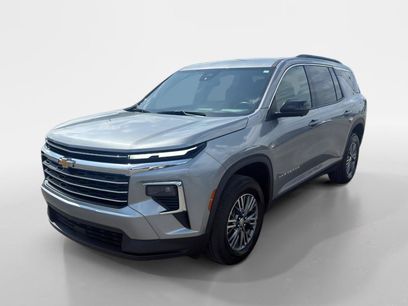Used 2024 Chevrolet Traverse LT w/ LPO, Floor Liner Package