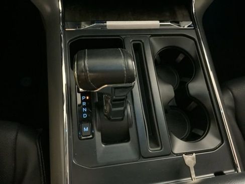 Used 2022 Ford F150 Lariat AWD/4WD image 21