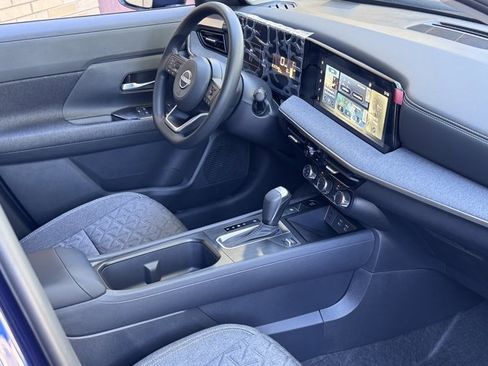 New 2025 Nissan Kicks SV w/ Charging Package image 11