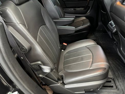 Used 2017 GMC Acadia Limited SLT image 33