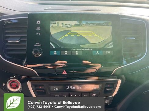 Used 2024 Honda Passport Black Edition image 18