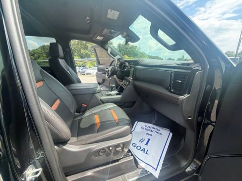Used 2023 GMC Sierra 1500 AT4 w/ AT4 Premium Package AWD/4WD image 29