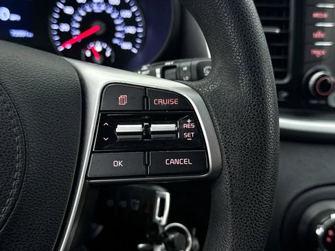 Used 2020 Kia Sorento LX FWD image 34