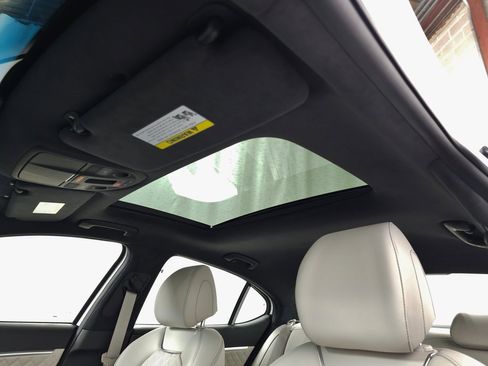 Used 2025 Genesis G70 3.3T Advanced w/ Sport Prestige Package image 12