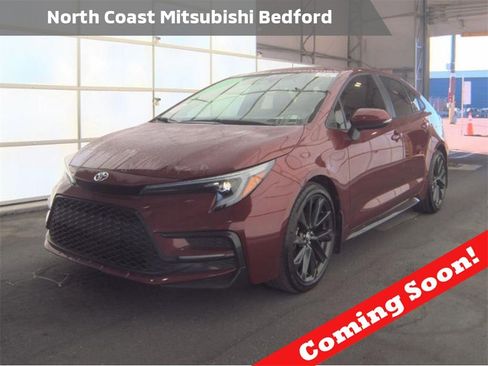 Used 2024 Toyota Corolla SE image 1