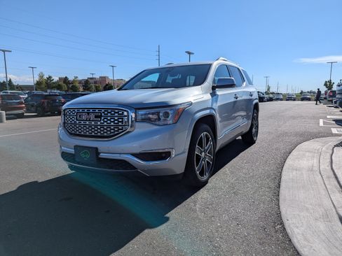 Certified 2019 GMC Acadia Denali AWD/4WD image 8