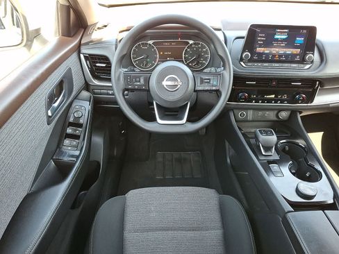 Used 2022 Nissan Rogue SV AWD/4WD image 13