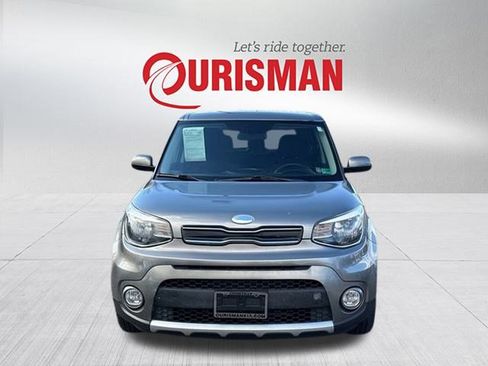 Used 2017 Kia Soul + image 6