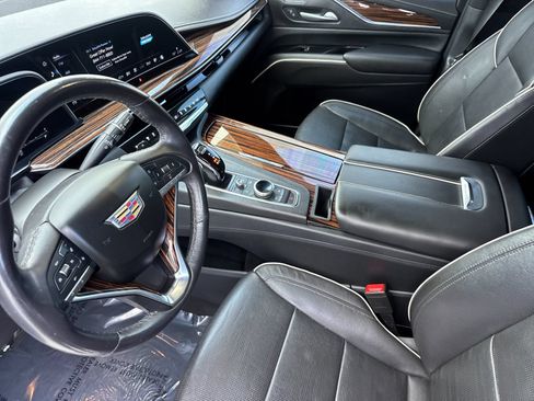 Used 2021 Cadillac Escalade Premium Luxury w/ Driver Assist Tech Package AWD/4WD image 11