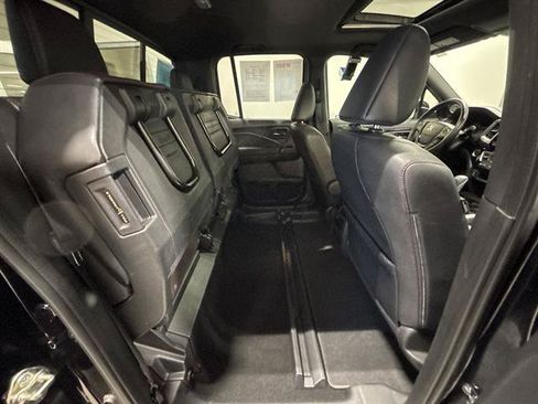 Used 2017 Honda Ridgeline Black Edition image 21