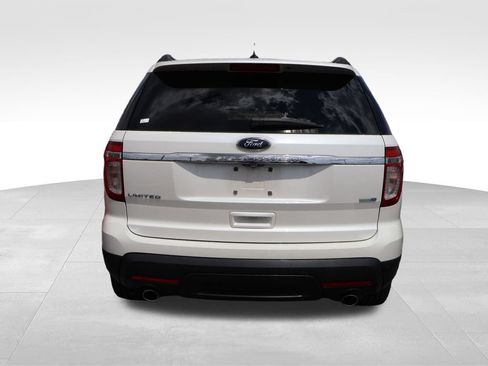 Used 2014 Ford Explorer Limited w/ Equipment Group 302A AWD/4WD image 13