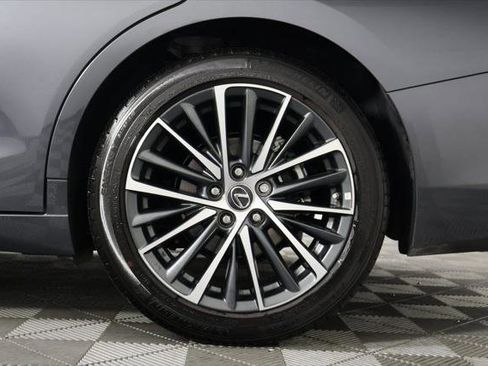 Certified 2025 Lexus ES 350 w/ Premium Package image 16