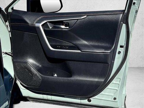 Used 2019 Toyota RAV4 Adventure image 19