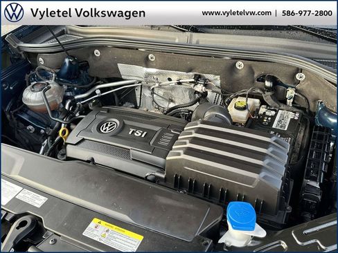 Used 2023 Volkswagen Atlas Cross Sport SE image 8