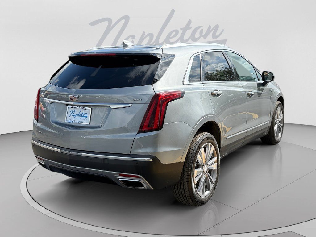 Used 2024 Cadillac XT5 Premium Luxury AWD/4WD image 6