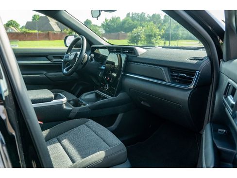 Used 2026 GMC Terrain Elevation FWD image 18