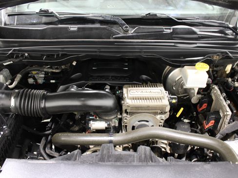 Used 2022 RAM 1500 Big Horn AWD/4WD image 40