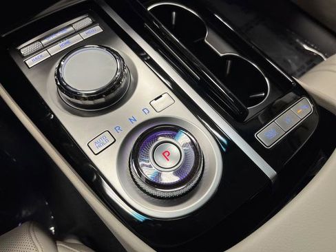 Used 2024 Genesis G80 2.5T image 20