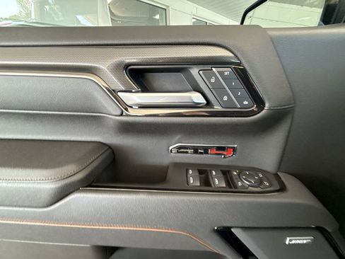 Certified 2025 GMC Sierra 1500 AT4 w/ Technology Package image 30