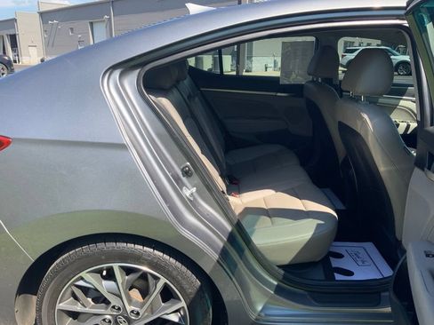 Used 2019 Hyundai Elantra Limited w/ Ultimate Package 02 FWD image 26