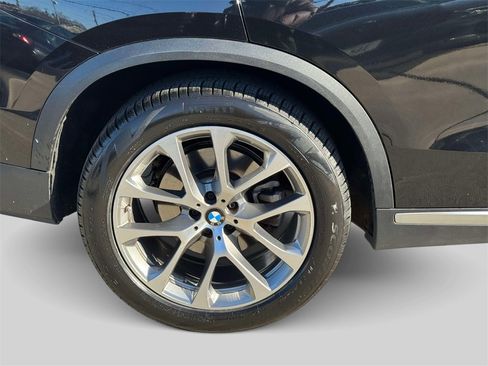 Certified 2024 BMW X5 xDrive40i w/ Parking Assistance Package image 9