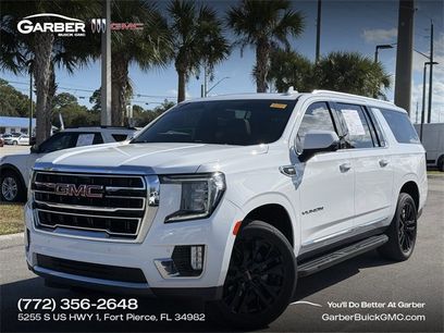 Used 2022 GMC Yukon XL SLT w/ SLT Premium Package