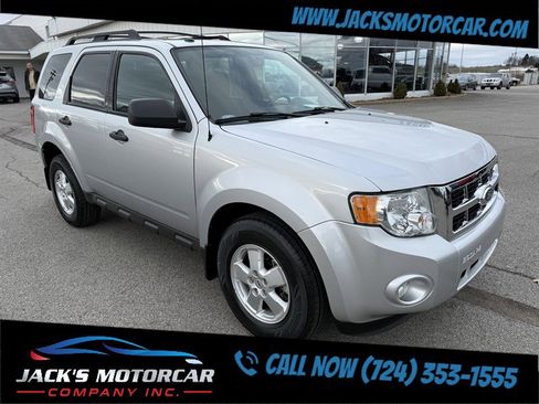 Used 2010 Ford Escape XLT image 1
