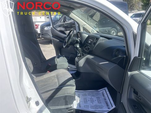 Used 2015 Nissan NV200 S FWD image 13