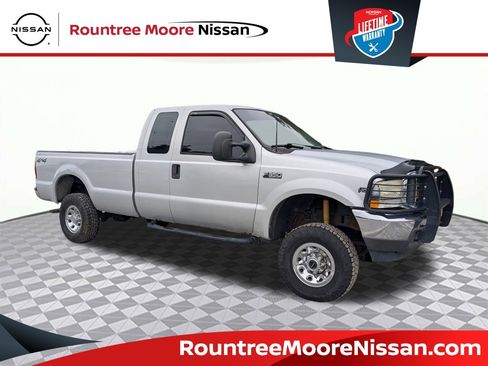 Used 2004 Ford F350 XL image 1