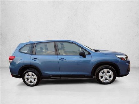 Used 2019 Subaru Forester AWD/4WD image 3