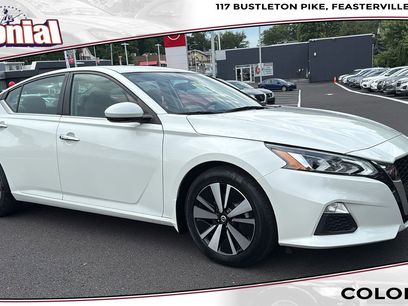 Certified 2021 Nissan Altima 2.5 SV w/ SV Premium Package